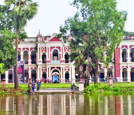 শীতালক্ষ্যা নদীর তীরে মুড়াপাড়া জমিদারবাড়ি : মোশাররফ হোসেন